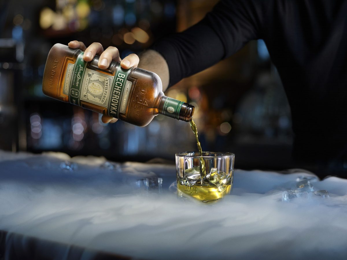 Becherovka — kultura serwowania