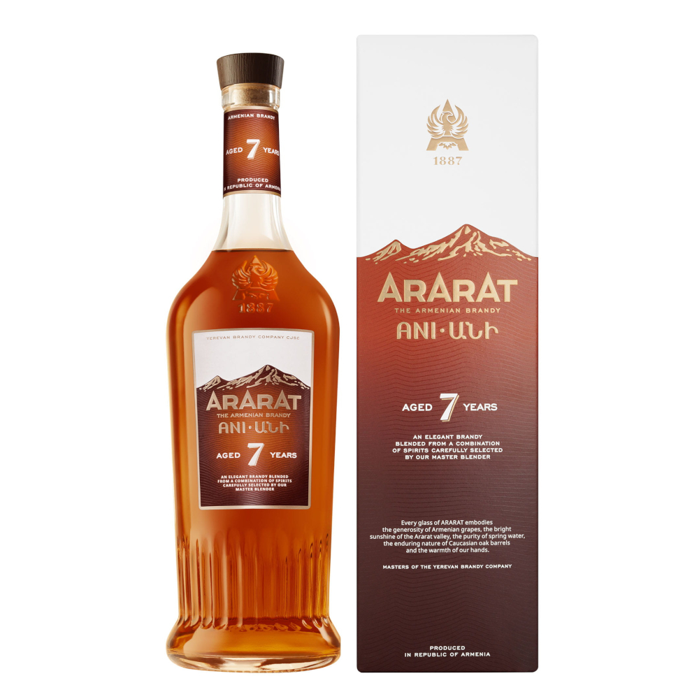 Brandy Ararat 7* Ani 40% 700 ml kartonik